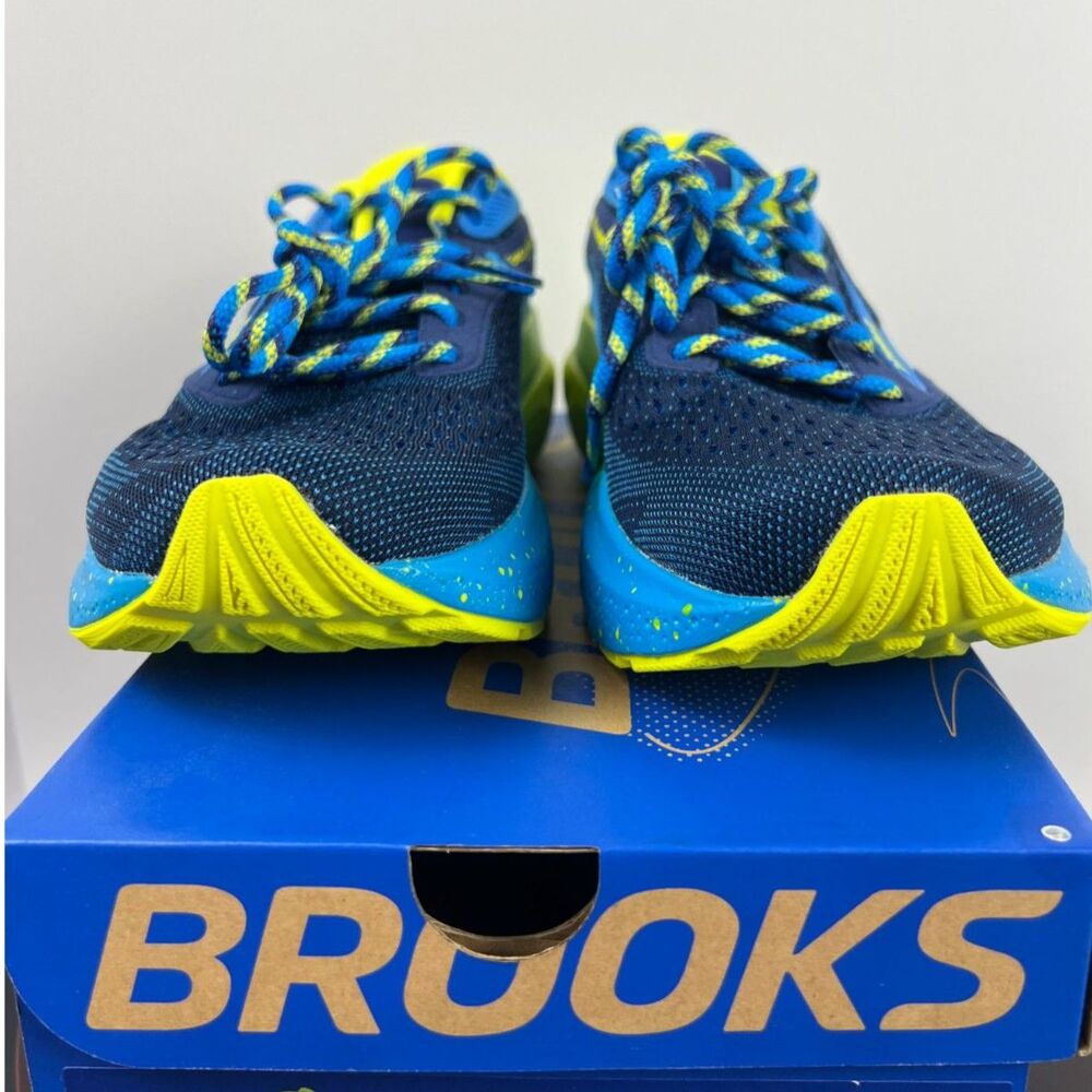 Brooks Adrenaline GTS 24 runDisney Mickey Mouse Women’s Size 8 NIB 1204931B486 - Picture 5 of 10